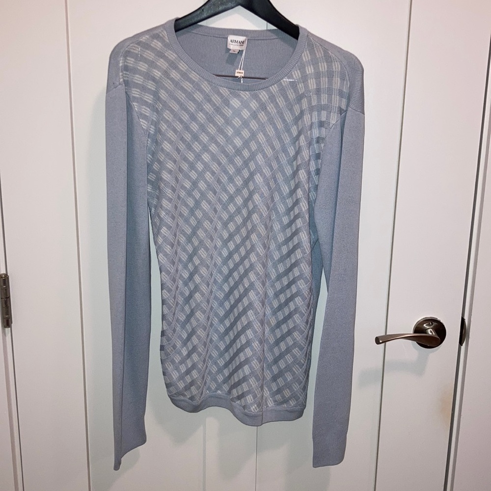 Men’s NWT Armani sweater.